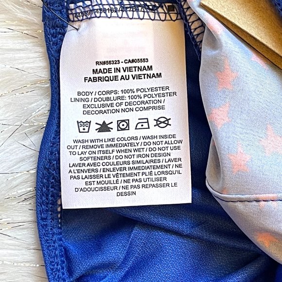 NEW Women's Nike Small Dri-Fit Blue Red Star Patriotic Shorts NWT - Picture 7 of 7